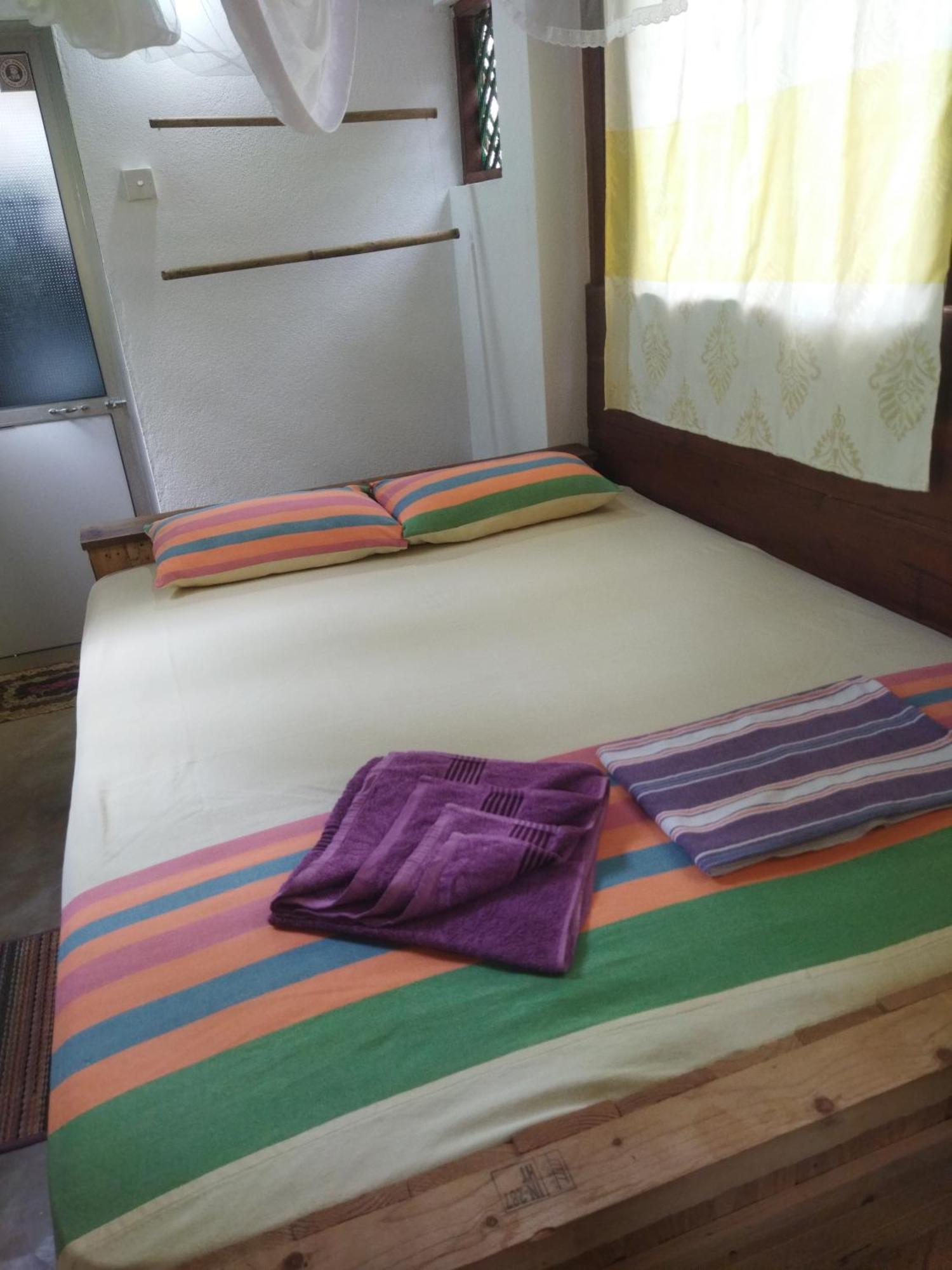 Gold Ocean House Apartment Dikwella Bilik gambar