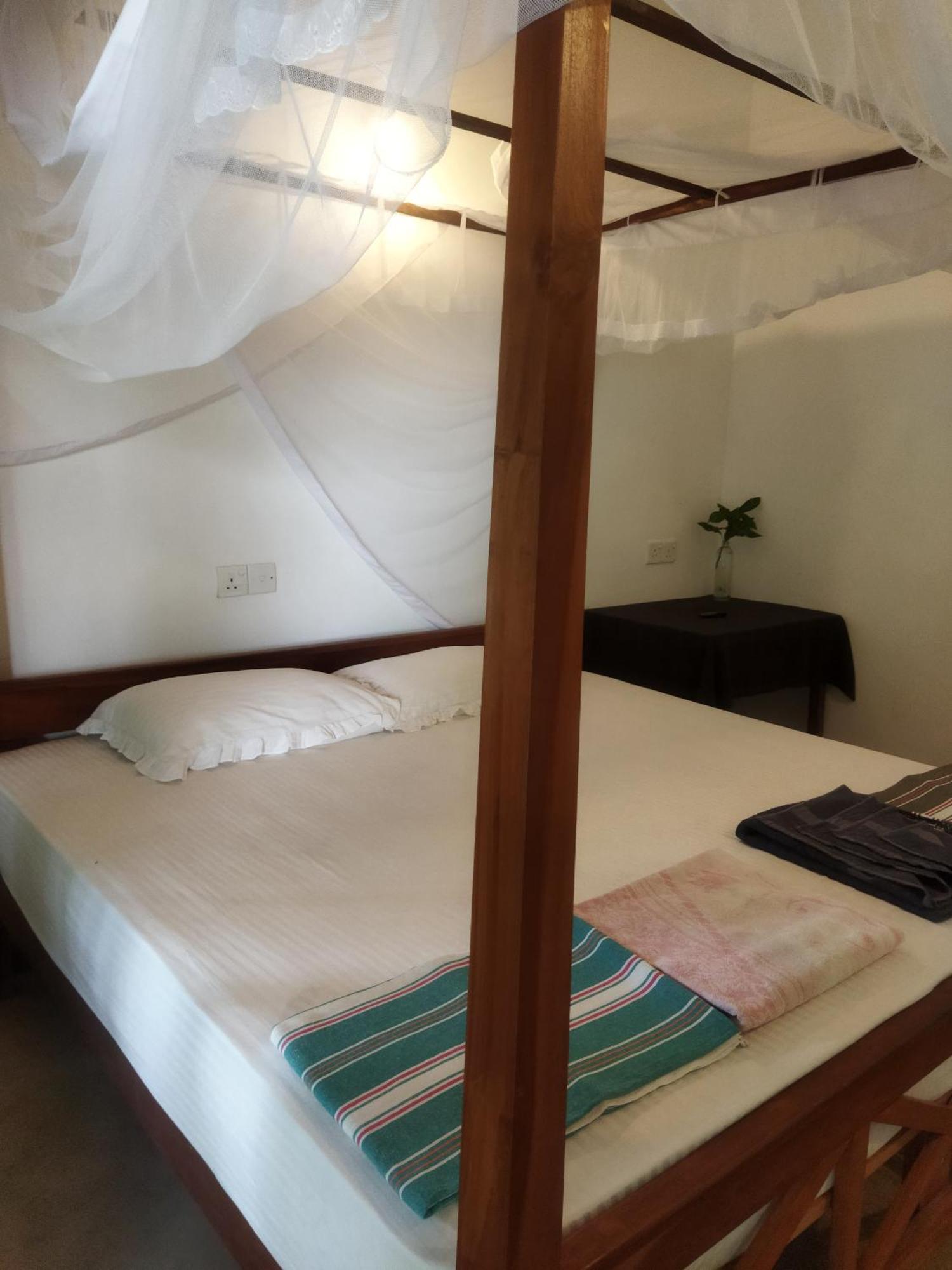 Gold Ocean House Apartment Dikwella Bilik gambar
