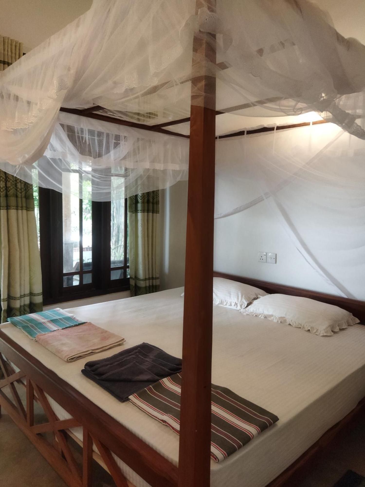 Gold Ocean House Apartment Dikwella Bilik gambar