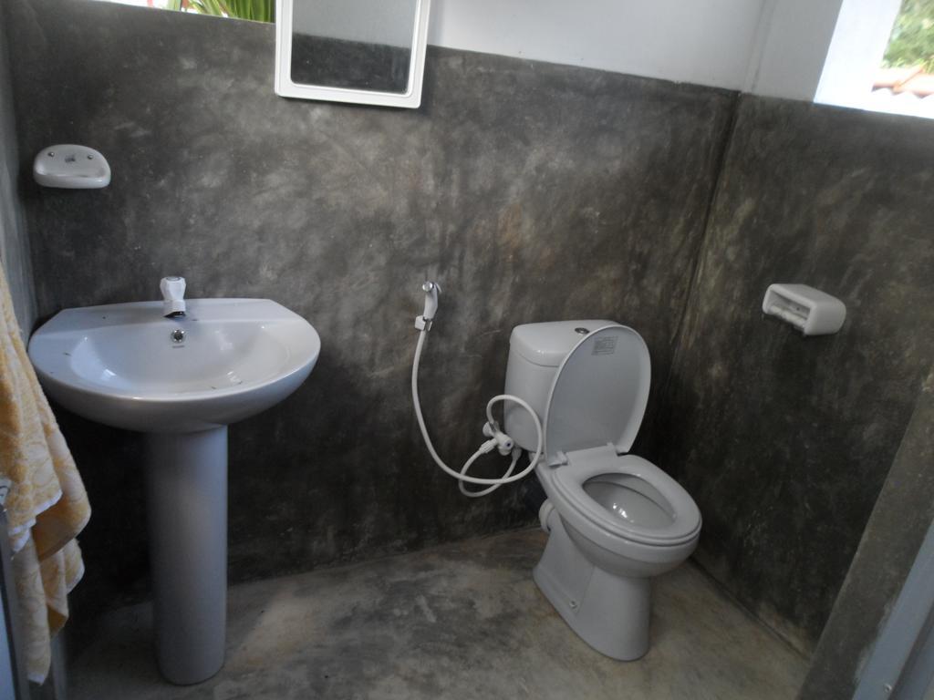 Gold Ocean House Apartment Dikwella Luaran gambar